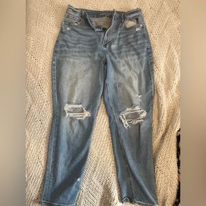 American Eagle Mom Jeans